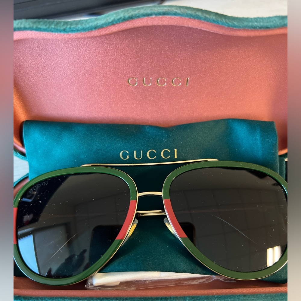 Pre-owned Gucci Aviator Sunglasses